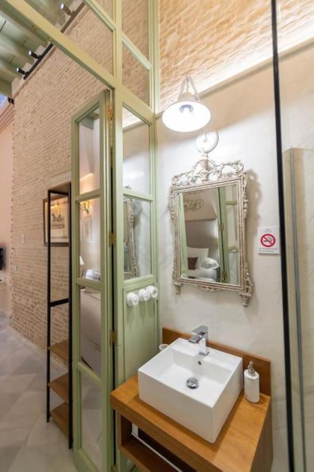 Juderia De Sevilla I Luxury Apartments Экстерьер фото